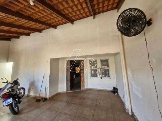 Casa venda em Região Imediata de Marília, Marília