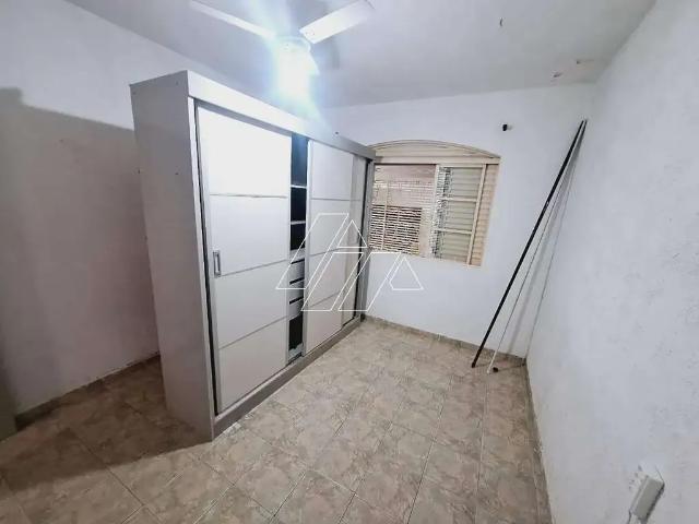 Casa venda em Região Imediata de Marília, Marília