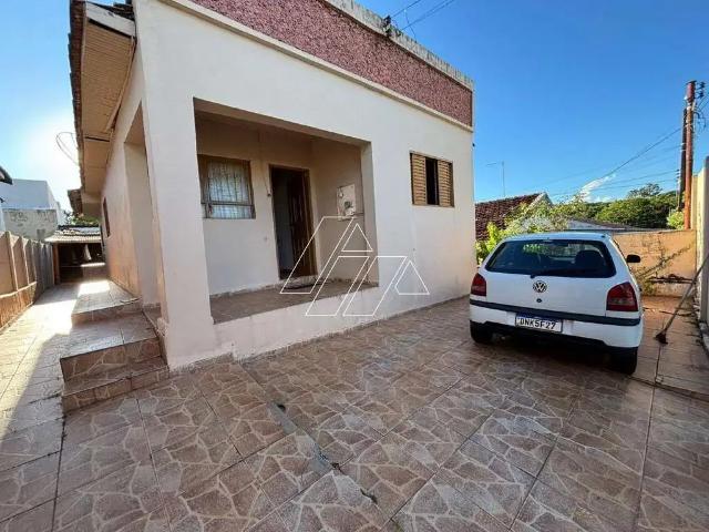 Casa venda em Região Imediata de Marília, Marília