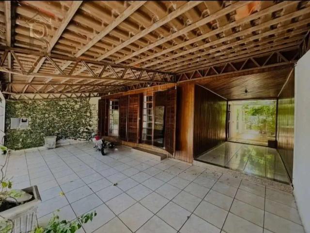 Casa venda em Região Imediata de Marília, Marília