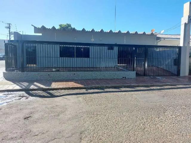 Casa venda em Região Imediata de Marília, Marília