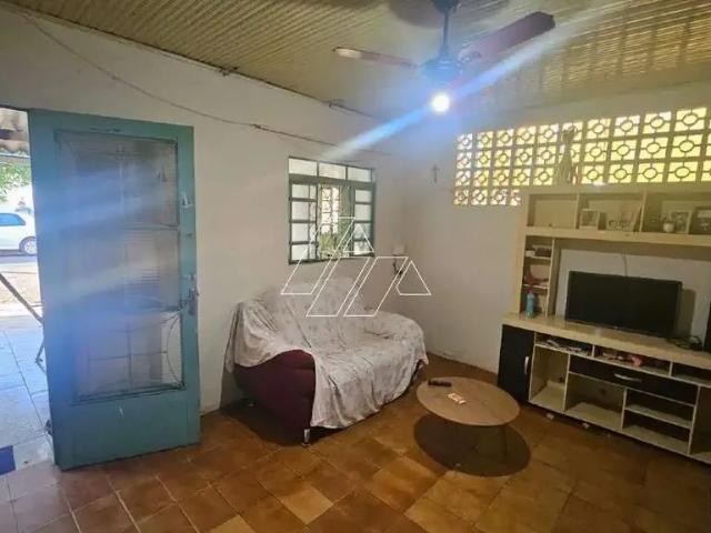 Casa venda em Região Imediata de Marília, Marília