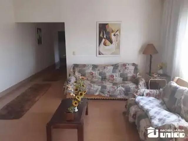 Casa venda em Região Imediata de Marília, Marília