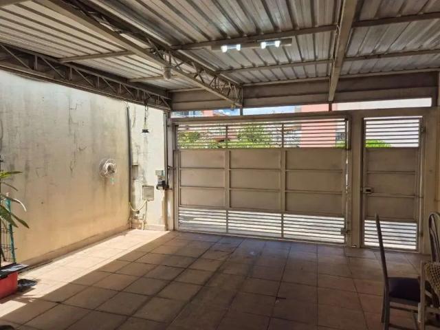 Casa venda em Região Imediata de Marília, Marília