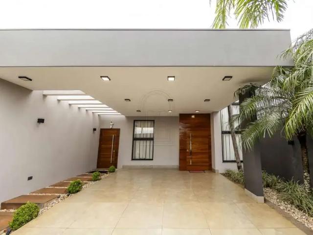 Casa venda em Região Geográfica Imediata de Maringá, Maringá