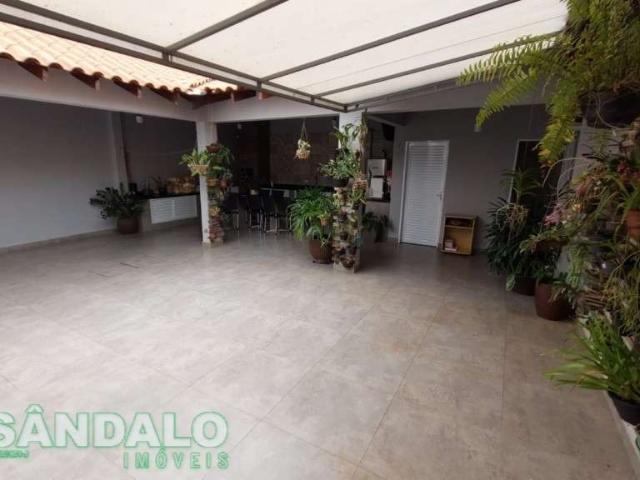 Casa venda em Região Geográfica Imediata de Maringá, Maringá