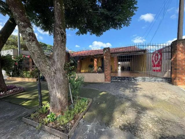 Casa venda em Região Geográfica Imediata de Maringá, Maringá
