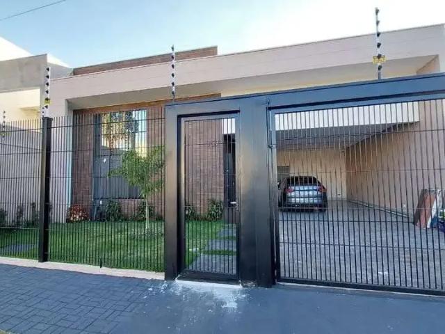 Casa venda em Região Geográfica Imediata de Maringá, Maringá