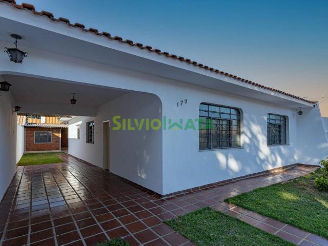 Casa venda em Região Geográfica Imediata de Maringá, Maringá