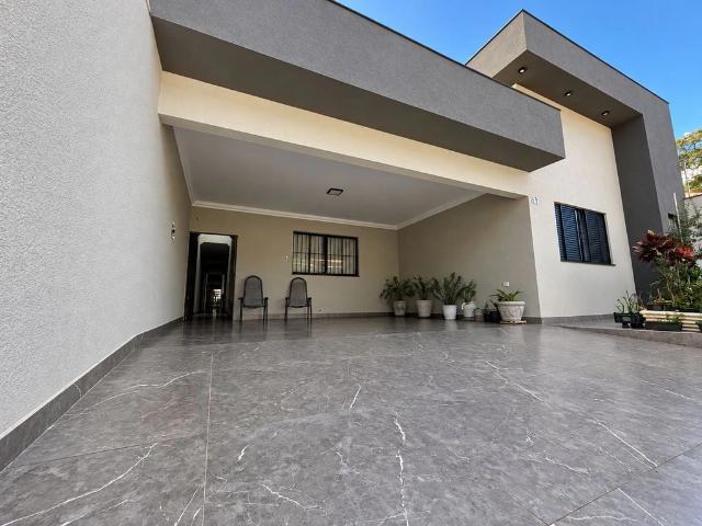 Casa venda em Região Geográfica Imediata de Maringá, Maringá
