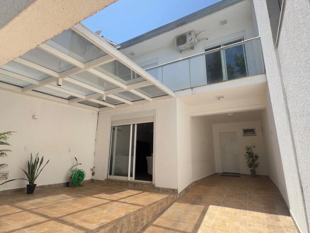Casa venda em Região Geográfica Imediata de Maringá, Maringá