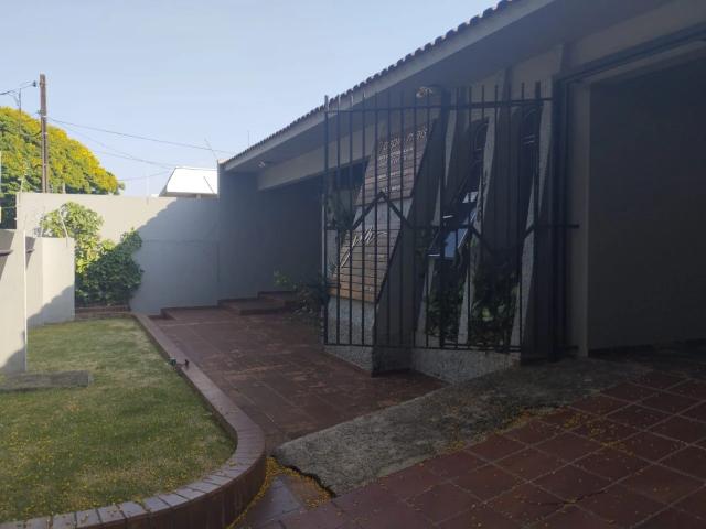 Casa venda em Região Geográfica Imediata de Maringá, Maringá