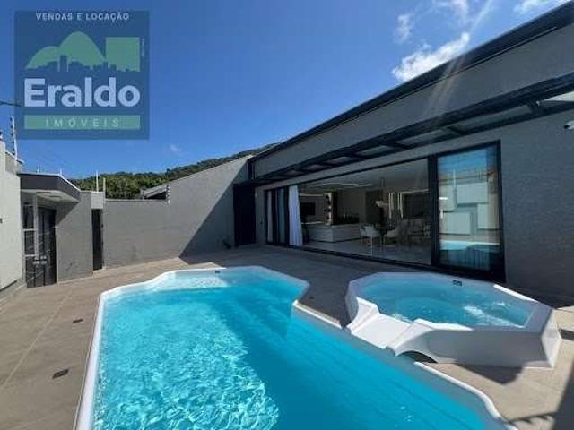 Casa venda em Região Geográfica Imediata de Paranaguá, Matinhos