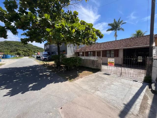 Casa venda em Bom Retiro, Matinhos