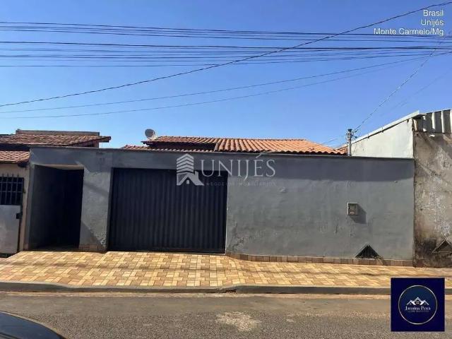 Casa venda em Região Geográfica Imediata de Monte Carmelo, Monte Carmelo