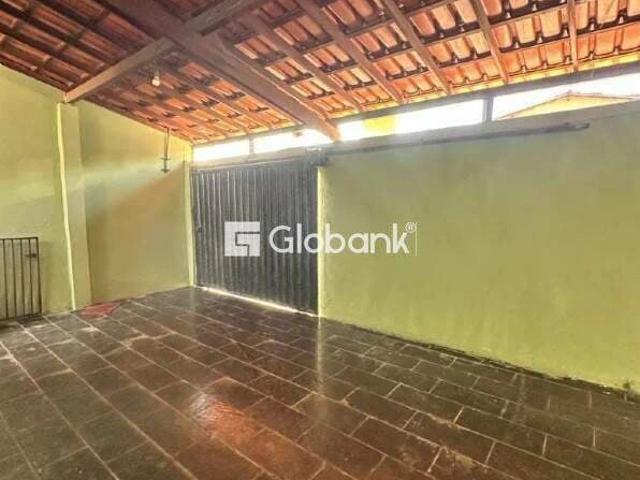 Casa venda em Montes Claros, Região Geográfica Intermediária de Montes Claros