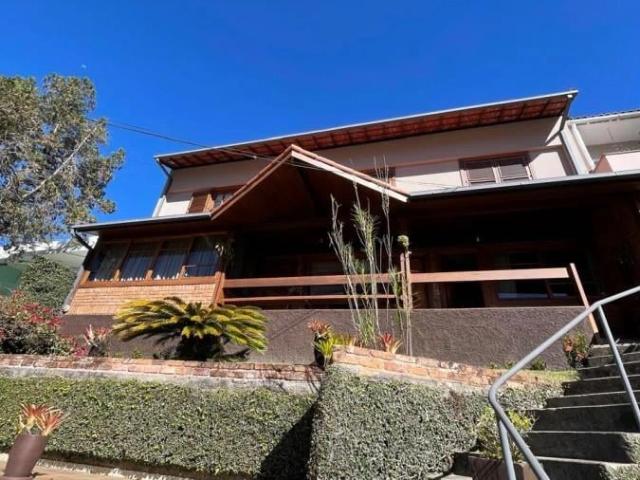 Casa venda em Nova Friburgo