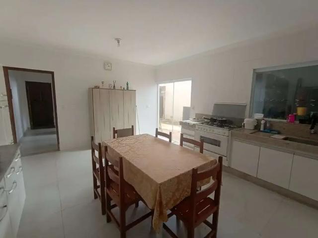 Casa venda em Região Imediata de Campinas, Região Metropolitana de Campinas