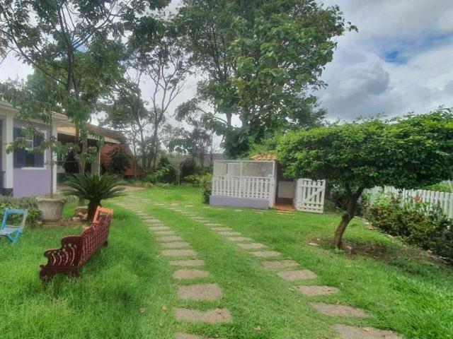 Casa venda em Pará de Minas, Região Geográfica Intermediária de Divinópolis