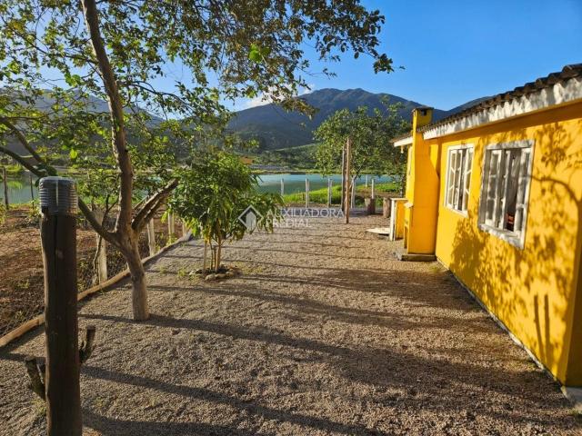 Casa venda em Enseada de Brito, Palhoça