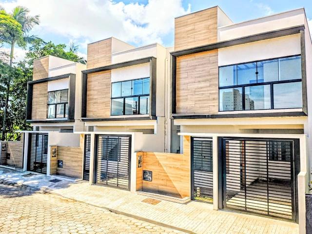 Casa venda em Penha, Região Geográfica Intermediária de Blumenau