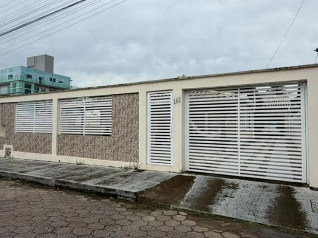 Casa venda em Praia Alegre, Penha