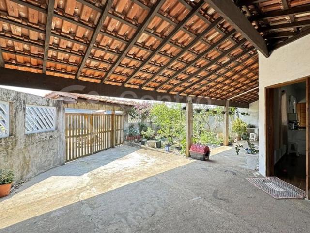 Casa venda em Flora Rica