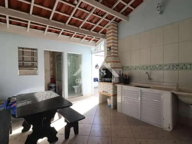 Casa venda em Região Imediata de Amparo, Amparo