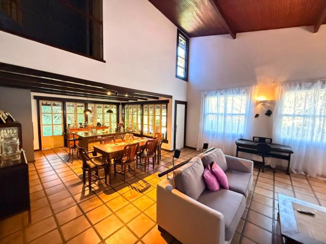 Casa venda em Petrópolis