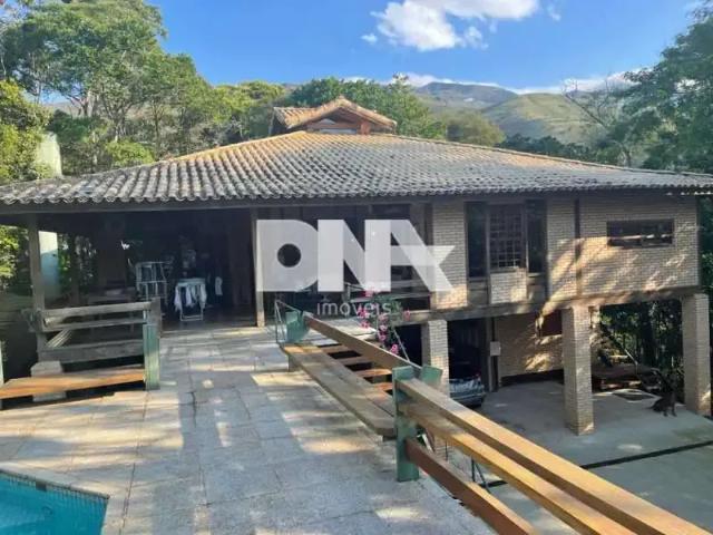 Casa venda em Petrópolis