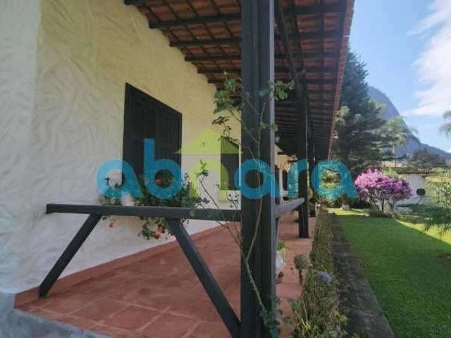 Casa venda em Petrópolis