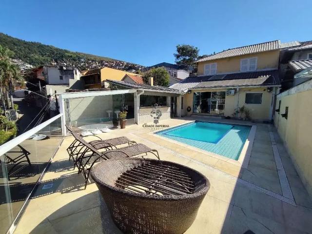 Casa venda em Região Geográfica Imediata de Petrópolis, Região Metropolitana do Rio de Janeiro