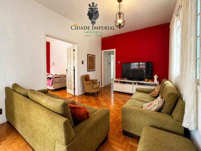 Casa venda em Petrópolis, Região Geográfica Intermediária de Petrópolis