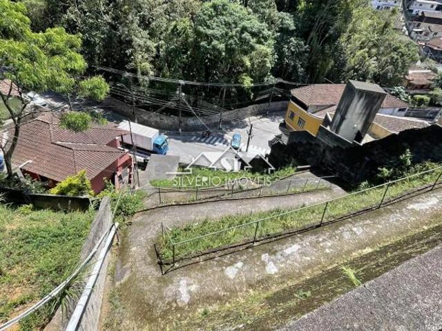 Casa venda em Petrópolis, Região Geográfica Intermediária de Petrópolis