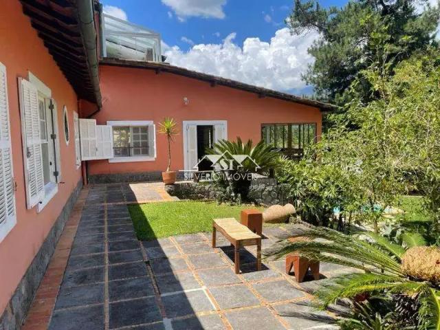 Casa venda em Petrópolis, Região Geográfica Intermediária de Petrópolis