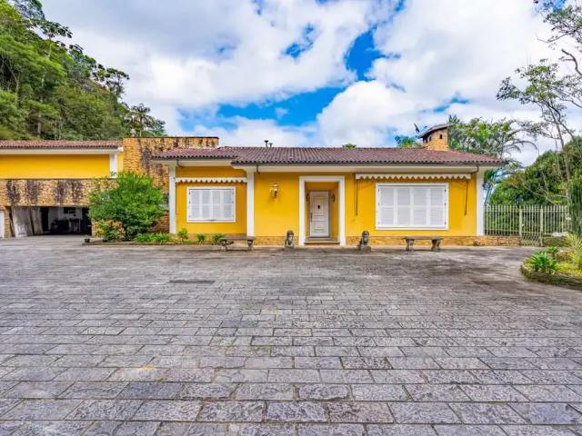 Casa venda em Região Geográfica Imediata de Petrópolis, Região Metropolitana do Rio de Janeiro