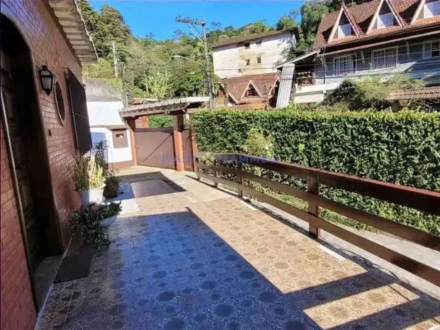 Casa venda em Região Geográfica Imediata de Petrópolis, Região Metropolitana do Rio de Janeiro