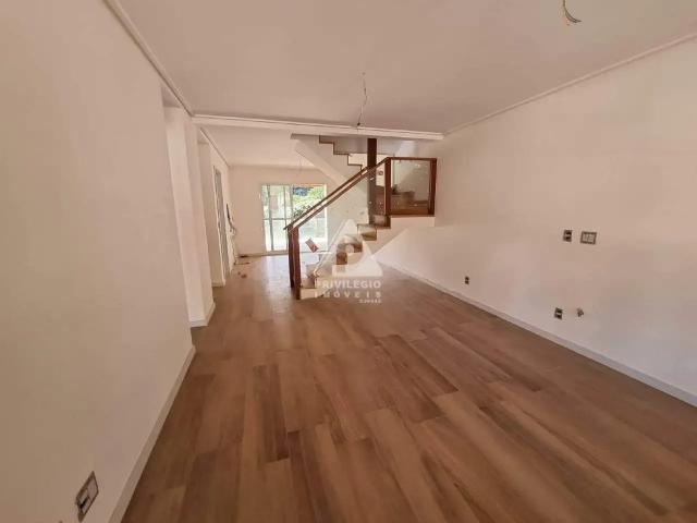 Casa venda em Região Geográfica Imediata de Petrópolis, Região Metropolitana do Rio de Janeiro