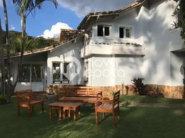 Casa venda em Região Geográfica Imediata de Petrópolis, Região Metropolitana do Rio de Janeiro