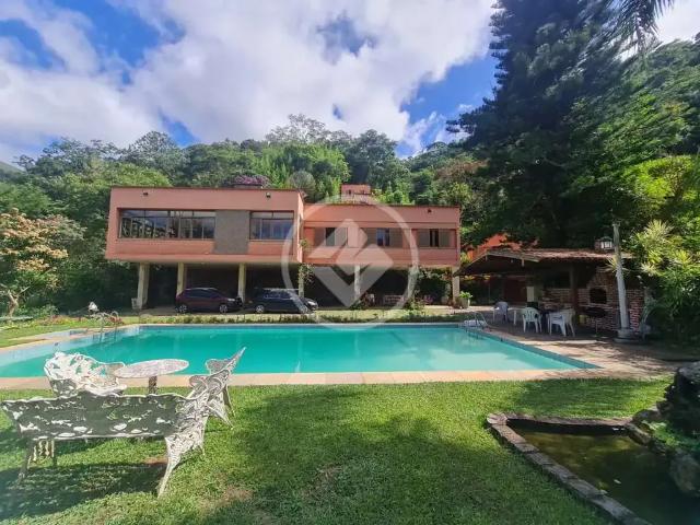 Casa venda em Região Geográfica Imediata de Petrópolis, Região Metropolitana do Rio de Janeiro