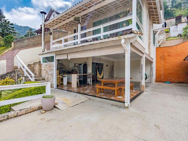 Casa venda em Petrópolis