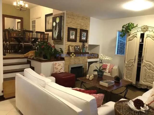 Casa venda em Região Geográfica Imediata de Petrópolis, Região Metropolitana do Rio de Janeiro