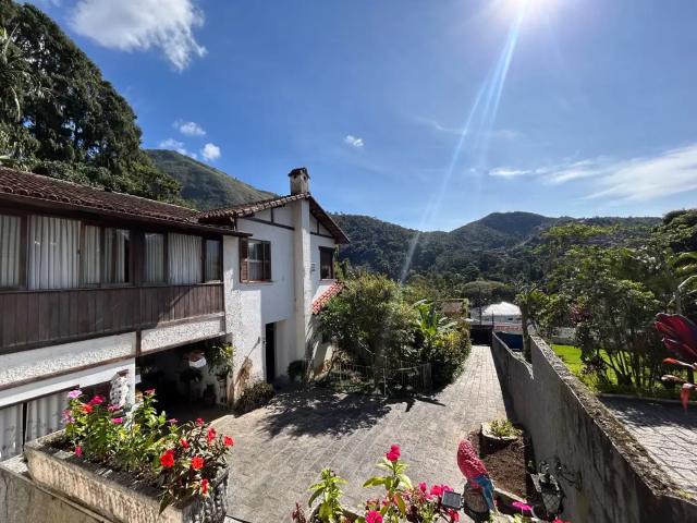 Casa venda em Região Geográfica Imediata de Petrópolis, Região Metropolitana do Rio de Janeiro