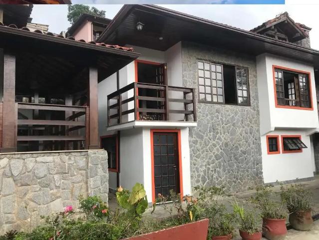 Casa venda em Petrópolis