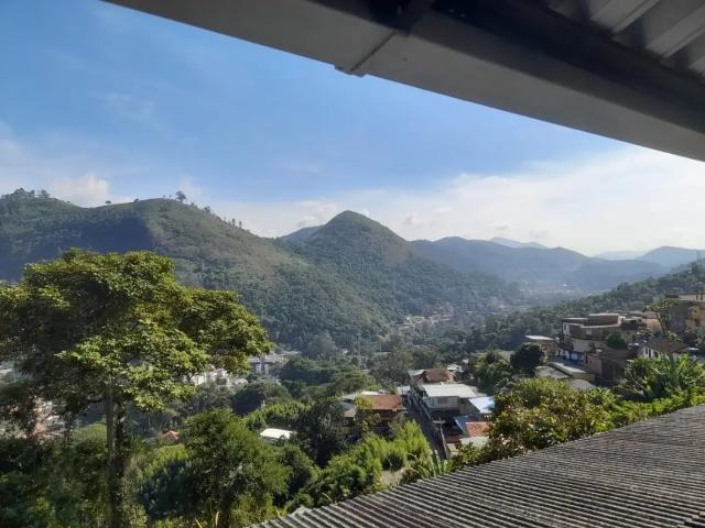 Casa venda em Região Geográfica Imediata de Petrópolis, Região Metropolitana do Rio de Janeiro