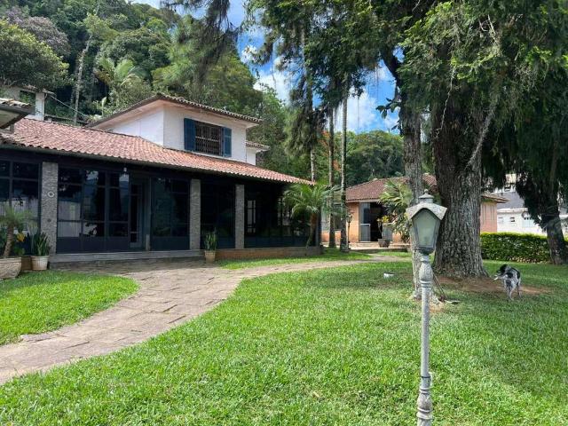 Casa venda em Petrópolis