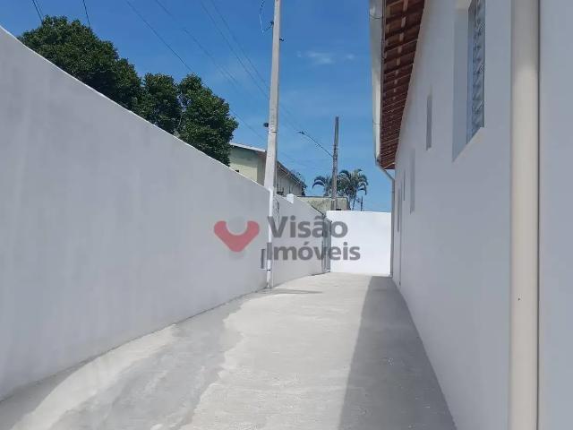 Casa venda em Região Imediata de Taubaté-Pindamonhangaba, Região Metropolitana do Vale do Paraíba e Litoral Norte