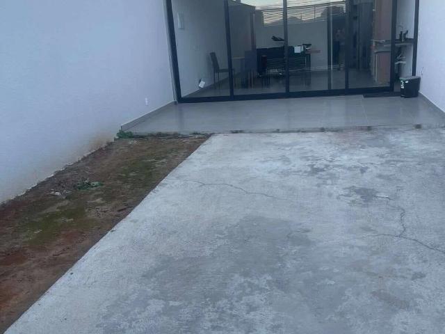 Casa venda em Região Imediata de Taubaté-Pindamonhangaba, Região Metropolitana do Vale do Paraíba e Litoral Norte
