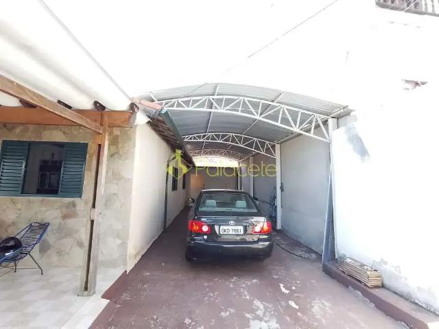 Casa venda em Região Imediata de Taubaté-Pindamonhangaba, Região Metropolitana do Vale do Paraíba e Litoral Norte