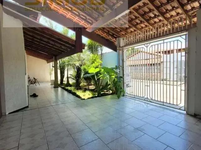 Casa venda em Região Imediata de Taubaté-Pindamonhangaba, Região Metropolitana do Vale do Paraíba e Litoral Norte